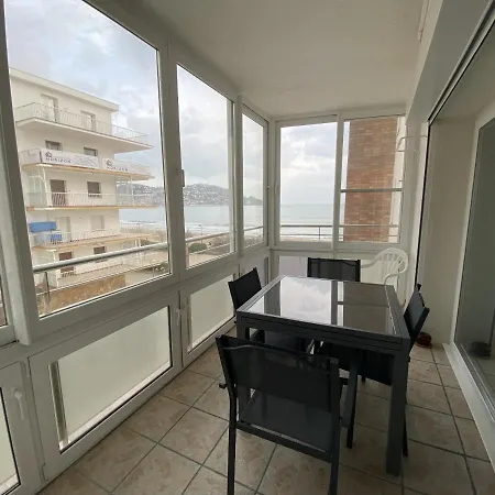 Residencia De La Platja Lägenhet